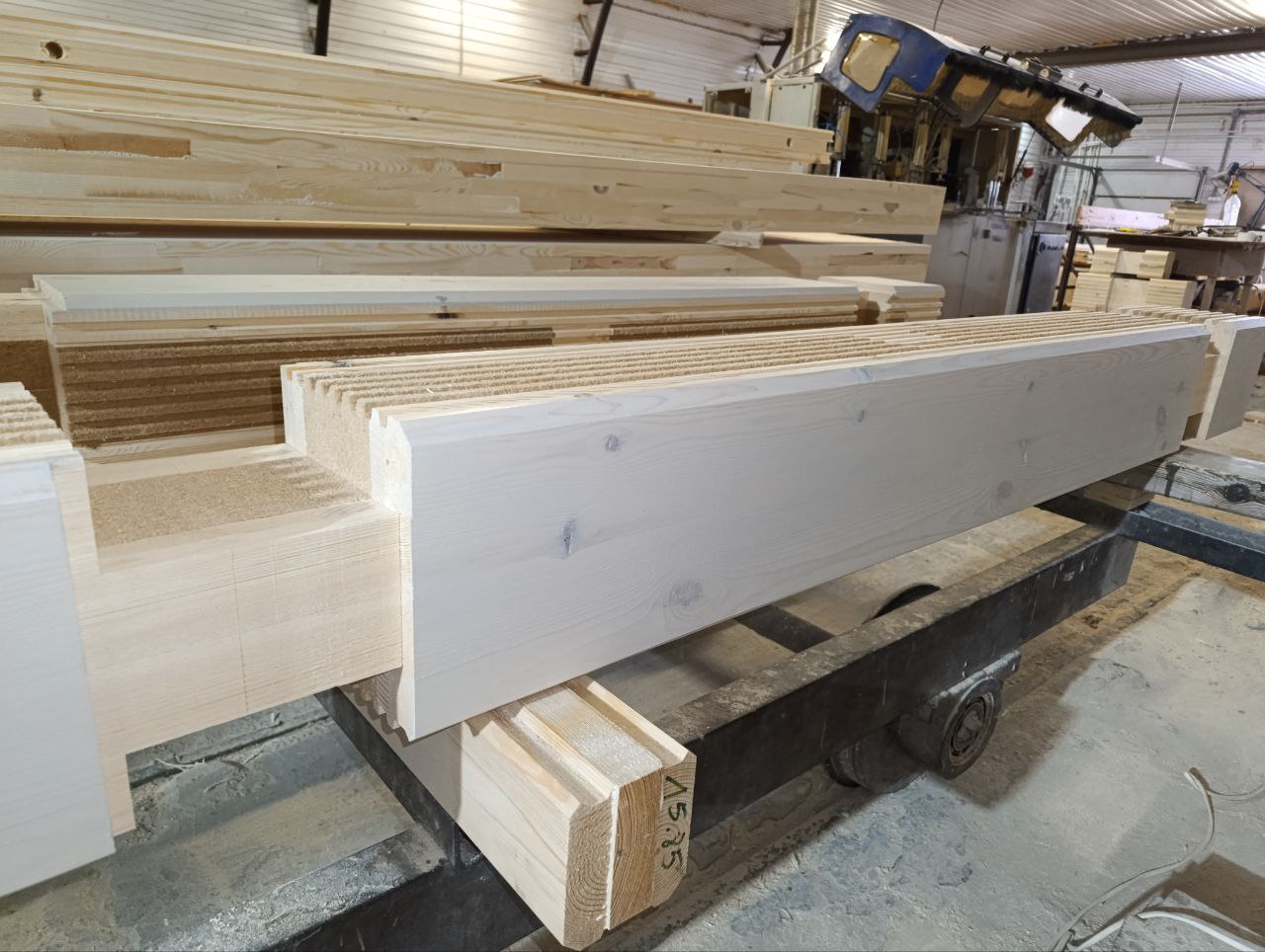 Подготовка стенового комплекта из тёплого бруса