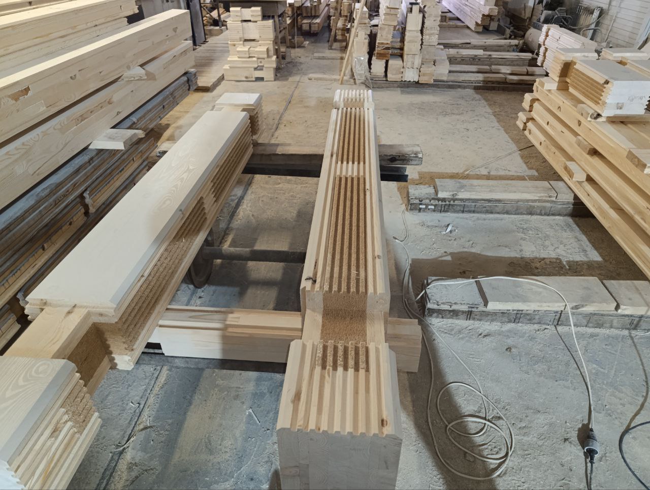 Производственные этапы изготовления тёплого бруса